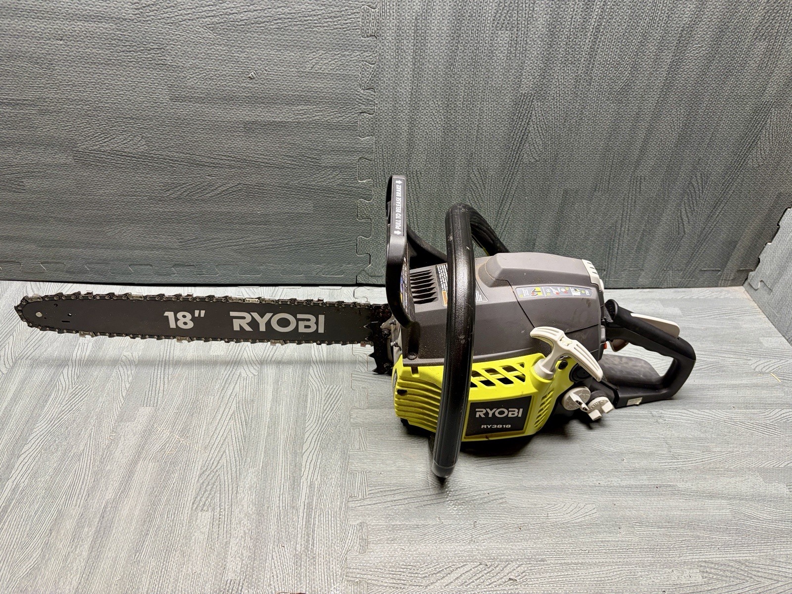 RYOBI 18in Gasoline Chainsaw USED 38CC 2-Cycle Gas Chainsaw With Storage Case