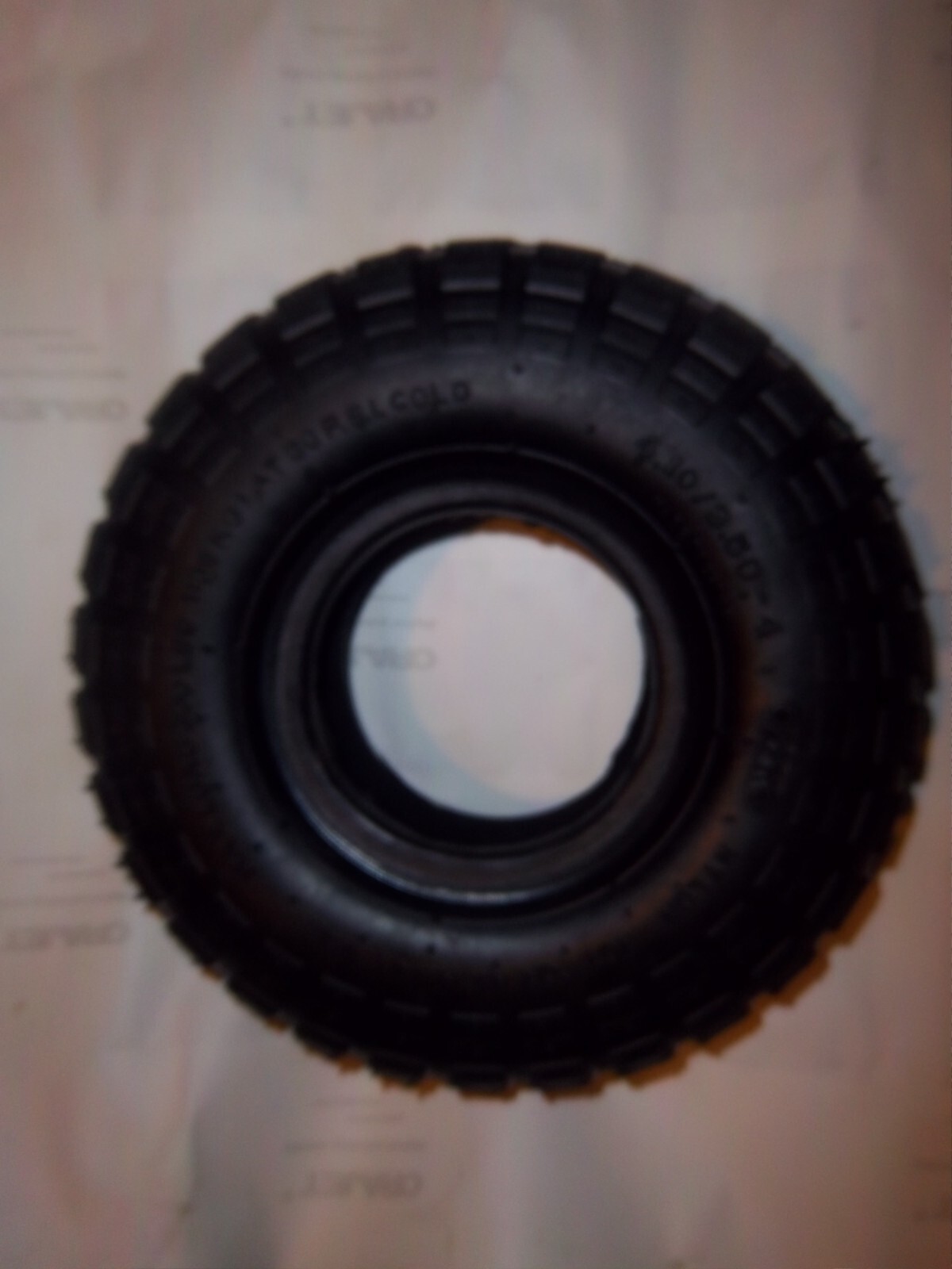 4.10/3.50-4 tire. 10″ Pneumatic Tire, 2 ply Load range B (300 lbs. capacity)