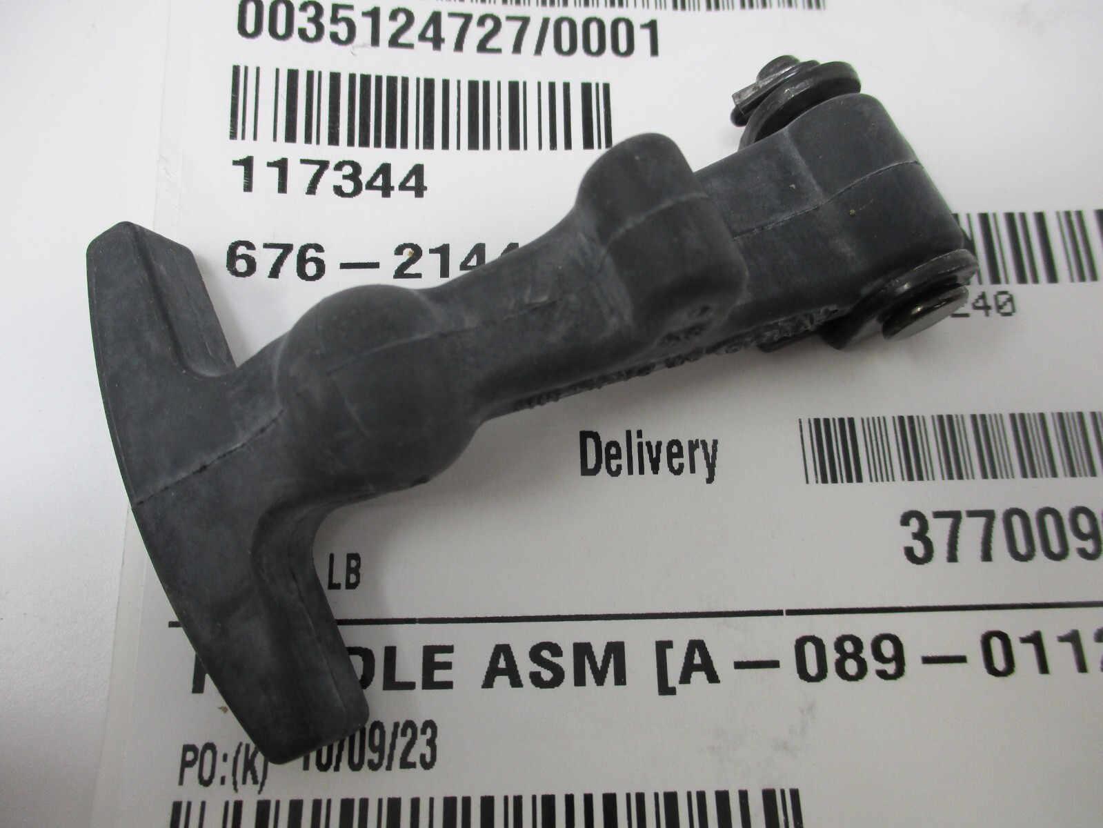 Genuine Toro 117344 Rubber Bagger Latch Duct Retainer Z Mower Zero Turn