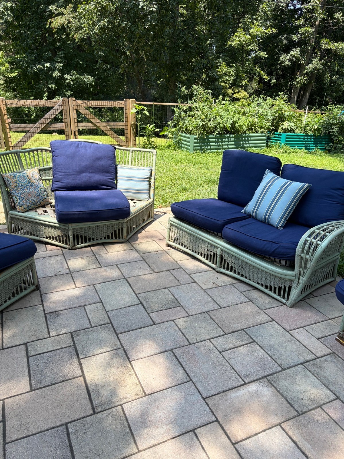 Vintage Ficks Reed 6 piece Rattan furniture set for patio, pool side, or sunroom