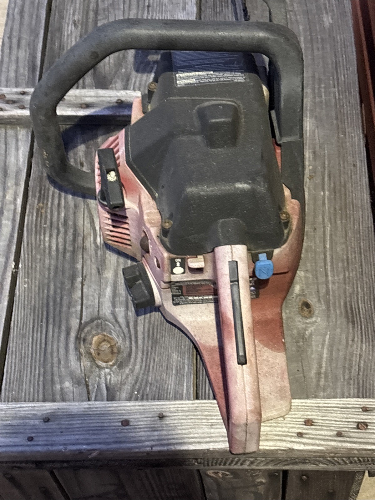 Craftsman 42cc 18 in Gasoline Chainsaw, Red/Black! FREE SHIPPING!
