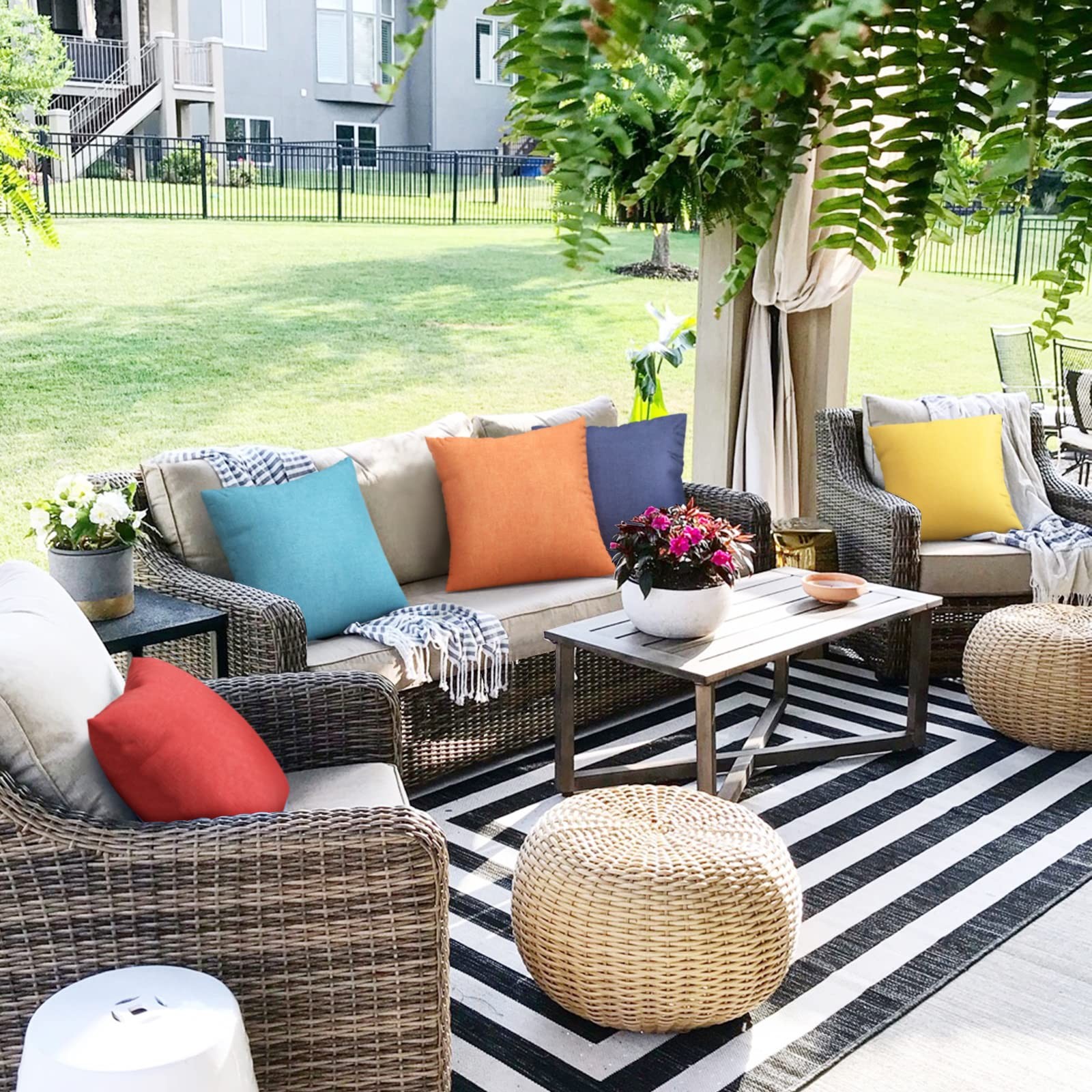 ReeQuo Pack of 2 Outdoor Throw Pillow 18″ x (Pack 2), Navy Blue