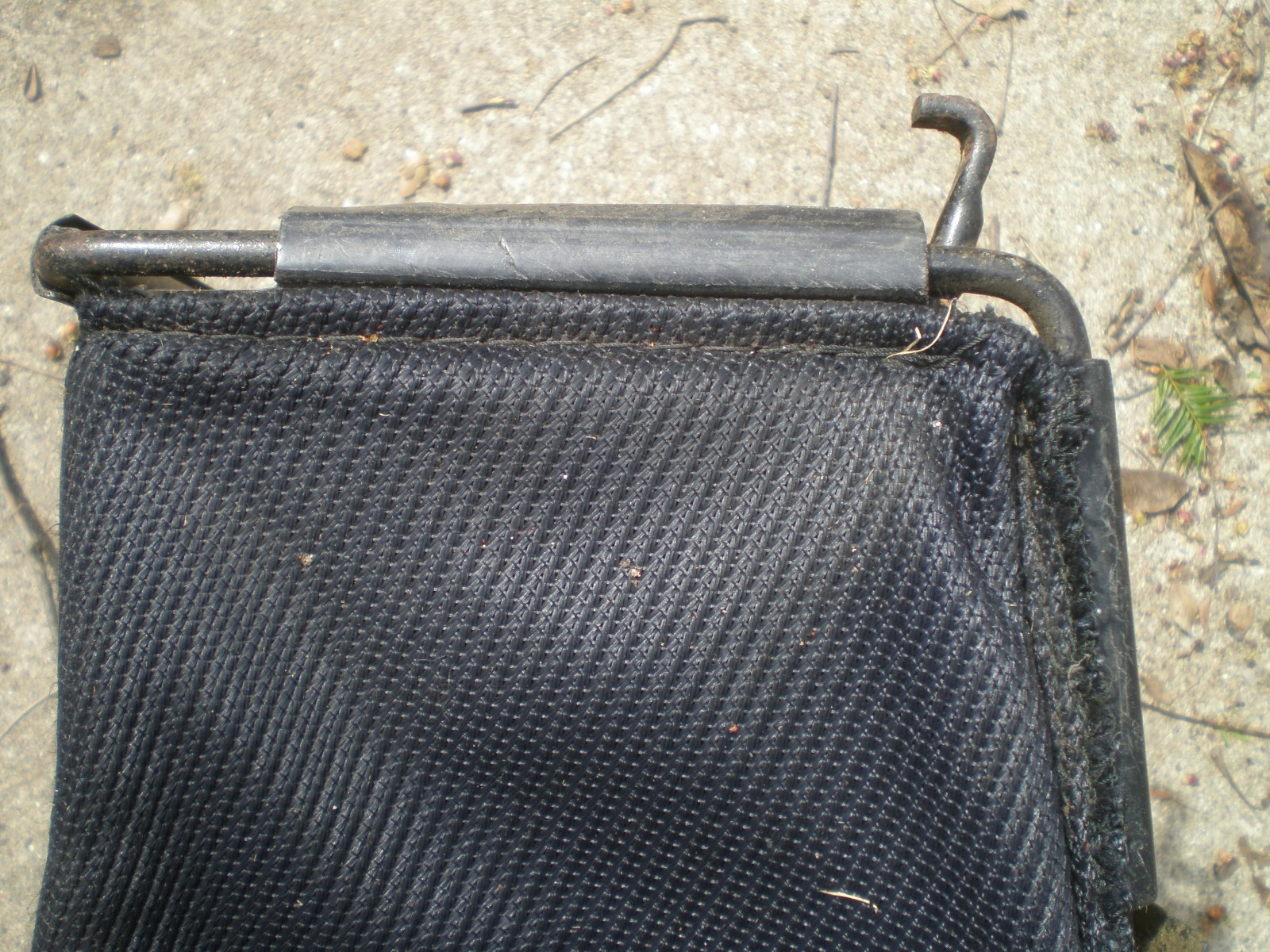 Grass Bag and frame for Troybilt 21″ Lawn Mower 664-04011 664-04027 964-04007A