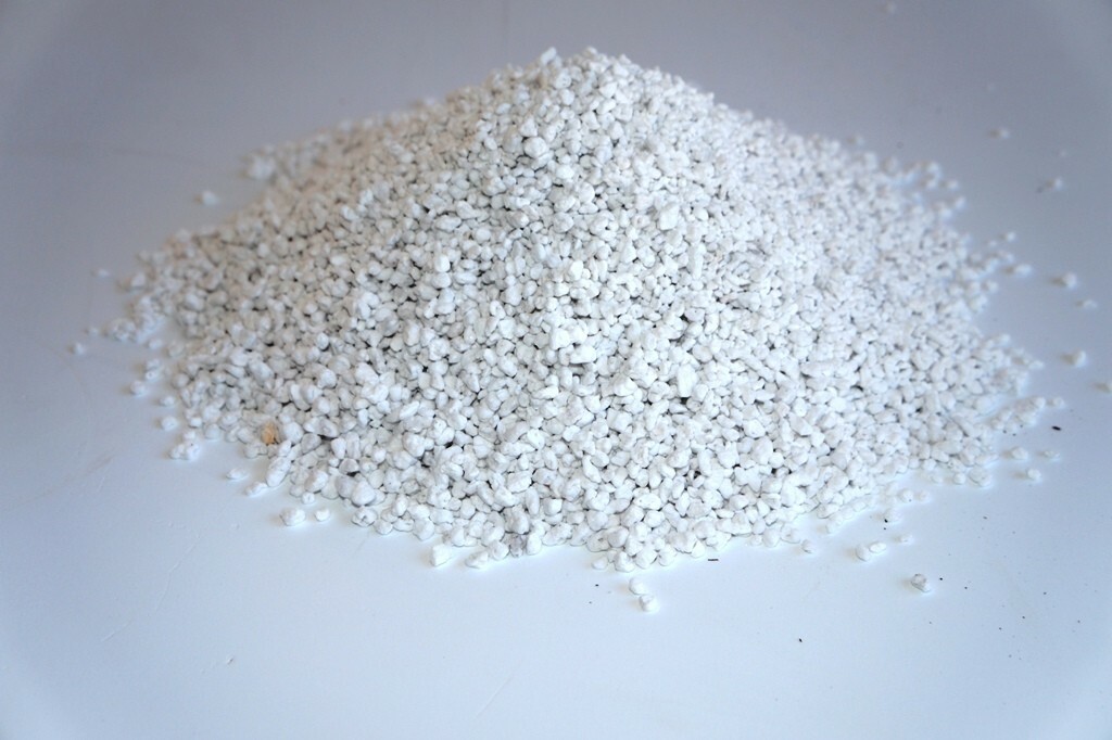 PERLITE (FAST SHIP) QUALITY MEDIUM FINE, SEED STARTING NURSERY POTTING PLANTS