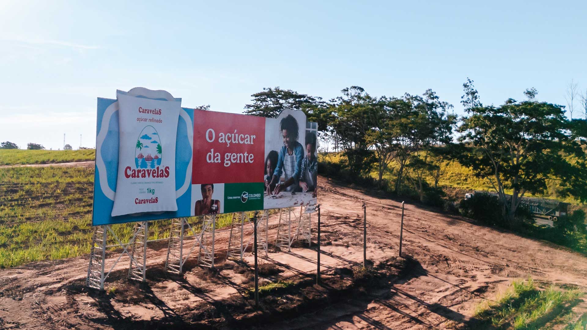 Painel rodoviário J.Silva - Vista aérea da rodovia